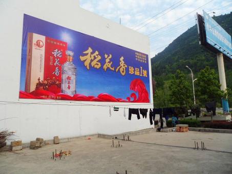 太湖墙体喷绘广告效果怎么样？