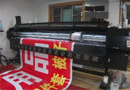 太湖喷绘广告分辨率是多少？
