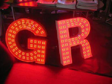 太湖LED发光字常见的安装误区。